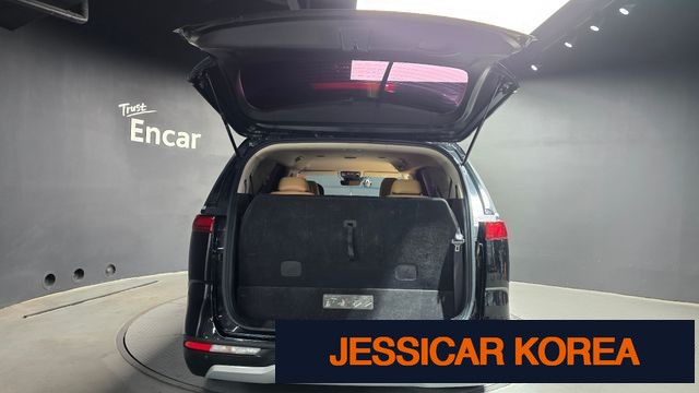 2021 Kia Carnival 4th Gen - Thumbnail 4