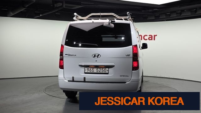 2021 Hyundai The New Grand Starex - Thumbnail 7