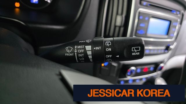 2021 Hyundai The New Grand Starex - Thumbnail 10