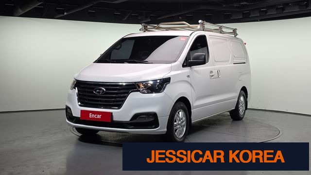 2021 Hyundai The New Grand Starex - Thumbnail 19