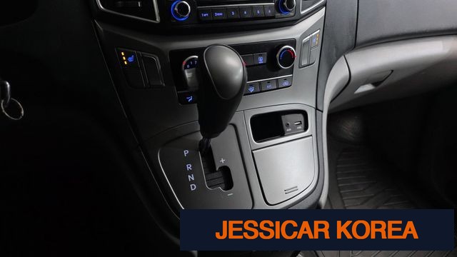 2021 Hyundai The New Grand Starex - Thumbnail 20