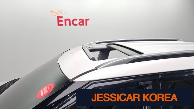 2021 Kia Seltos - Thumbnail 15