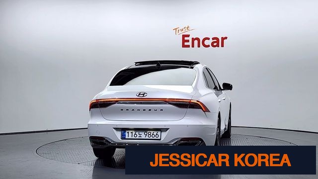 2021 Hyundai The New Grandeur IG Hybrid - Thumbnail 2