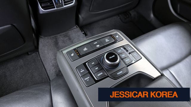2015 Hyundai Genesis DH - Thumbnail 5