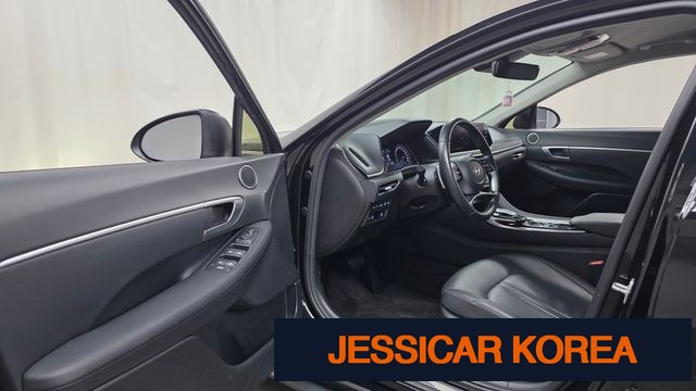 2021 Hyundai Sonata Hybrid (DN8) - Thumbnail 3
