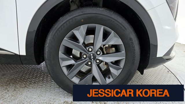 2022 Kia Sportage 5th Gen - Thumbnail 6