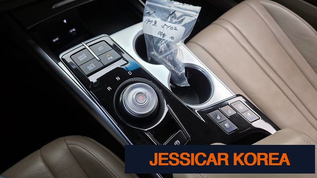 2022 Kia K8 Hybrid - Thumbnail 3