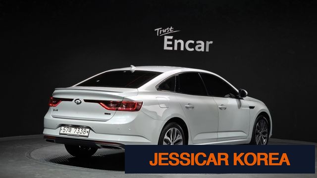 2017 Renault Korea SM6 - Thumbnail 11