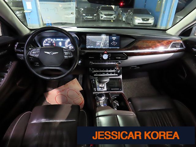 2016 Genesis EQ900 - Thumbnail 16