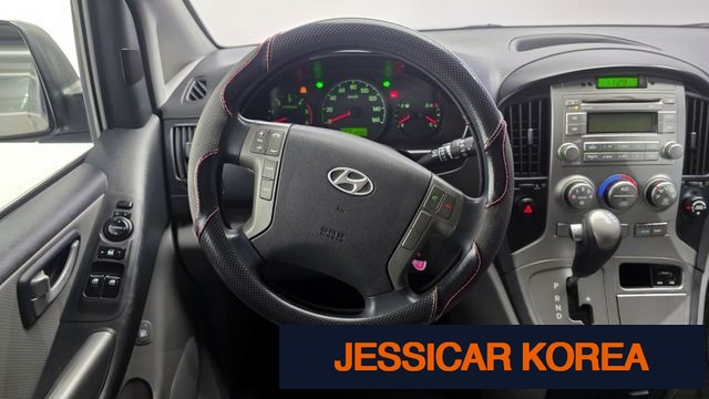 2015 Hyundai Grand Starex - Thumbnail 2