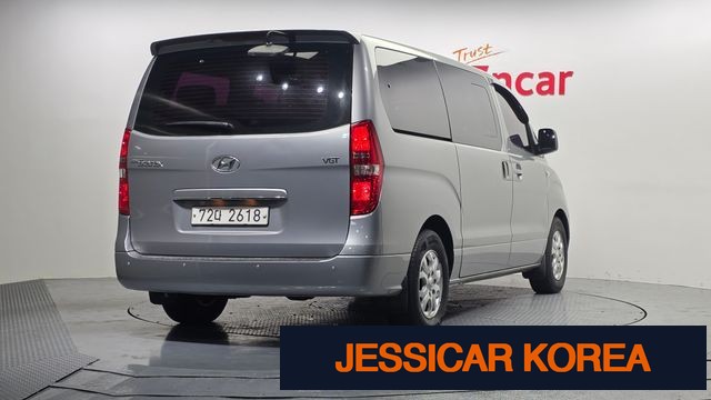 2015 Hyundai Grand Starex - Thumbnail 3