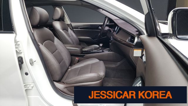 2017 Kia All New K7 Hybrid - Thumbnail 18