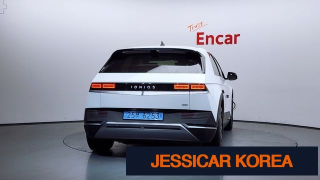 2022 Hyundai Ioniq 5 - Thumbnail 10