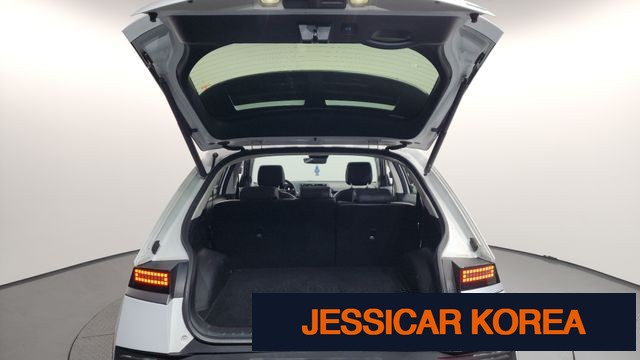 2022 Hyundai Ioniq 5 - Thumbnail 13