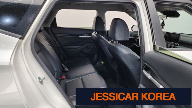 2023 Kia Seltos - Thumbnail 12