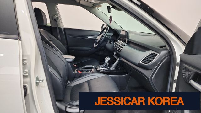 2023 Kia Seltos - Thumbnail 17