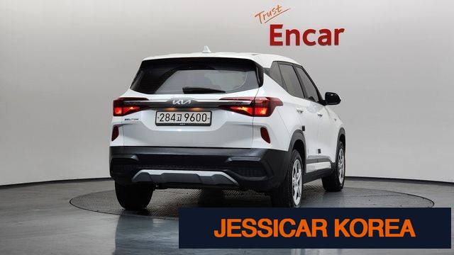 2023 Kia Seltos - Thumbnail 20