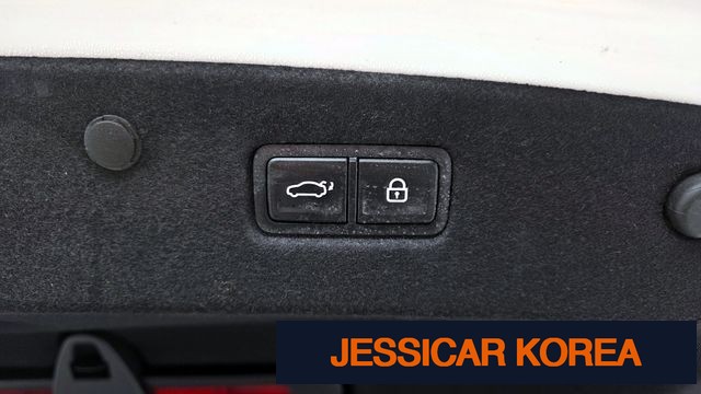 2024 Kia K8 - Thumbnail 16