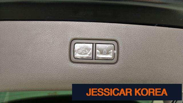 2023 Genesis GV80 - Thumbnail 4