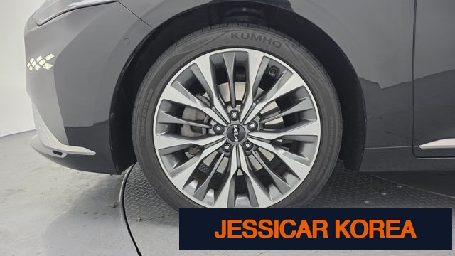 2022 Kia K8 - Thumbnail 4