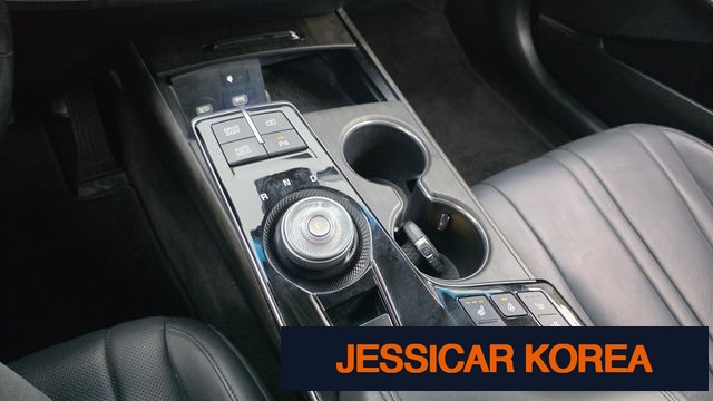 2022 Kia K8 - Thumbnail 15