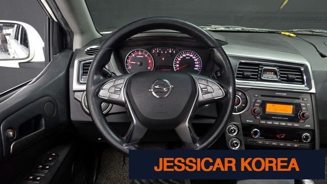 2017 KG Mobility The New Korando Sports - Thumbnail 5