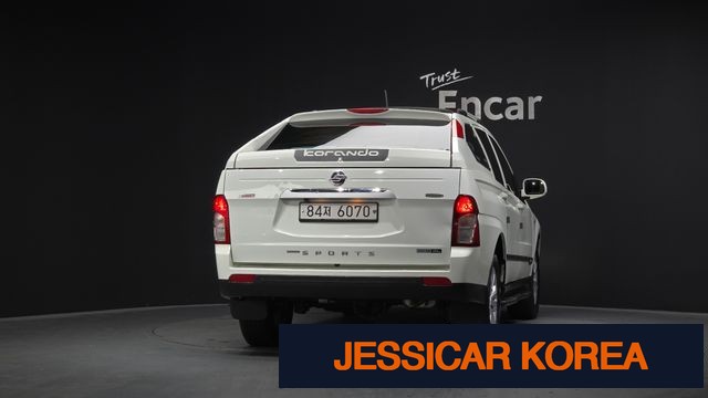 2017 KG Mobility The New Korando Sports - Thumbnail 9