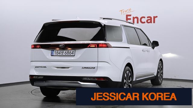 2021 Kia Carnival 4th Gen - Thumbnail 9