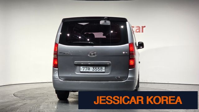 2012 Hyundai Grand Starex - Thumbnail 3