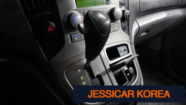 2012 Hyundai Grand Starex - Thumbnail 8