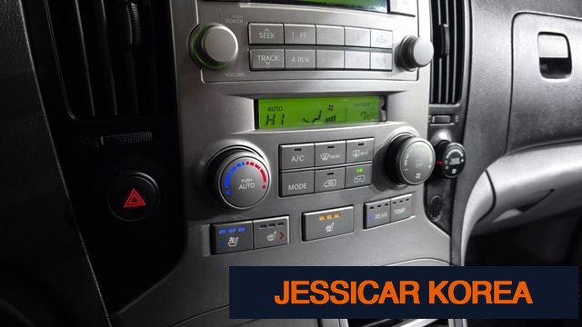 2012 Hyundai Grand Starex - Thumbnail 17
