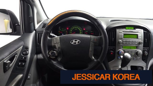 2012 Hyundai Grand Starex - Thumbnail 19