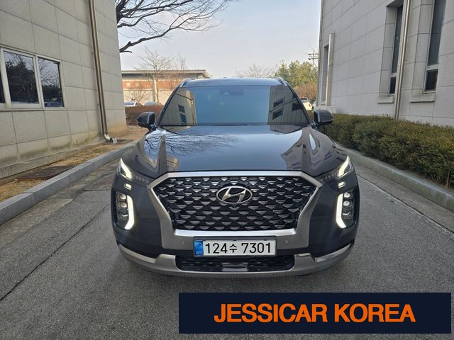 2022 Hyundai Palisade - Thumbnail 3