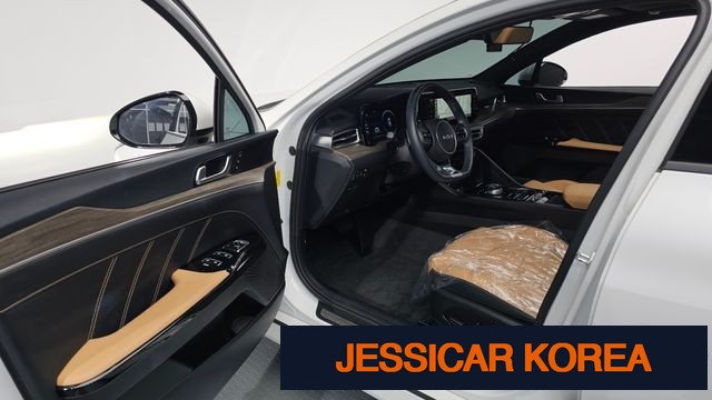 2022 Kia K5 3rd Gen - Thumbnail 3