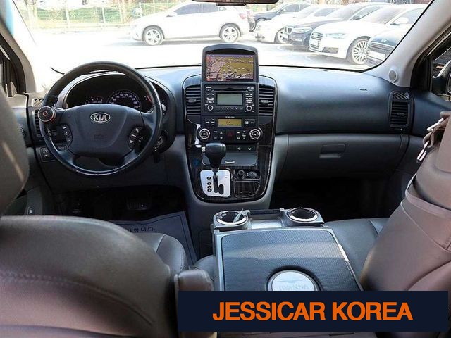2014 Kia Carnival R - Thumbnail 19