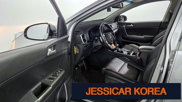 2020 Kia Sportage the bold - Thumbnail 10
