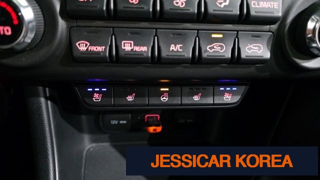 2020 Kia Sportage the bold - Thumbnail 11