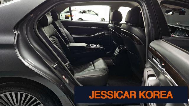 2019 Genesis G90 - Thumbnail 7