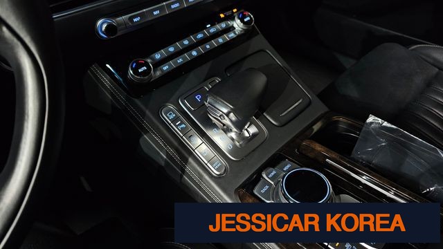 2019 Genesis G90 - Thumbnail 15