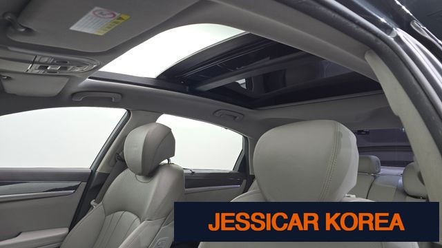 2017 Genesis G80 - Thumbnail 18