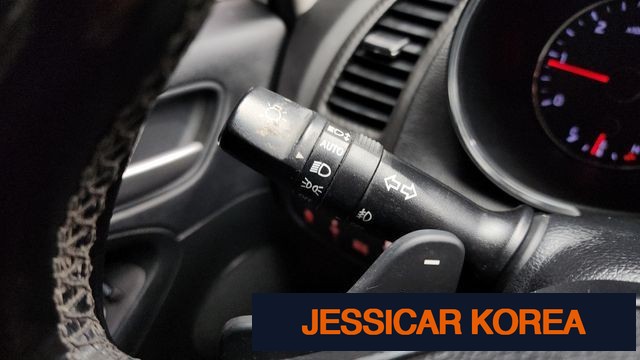 2015 Kia K3 - Thumbnail 3