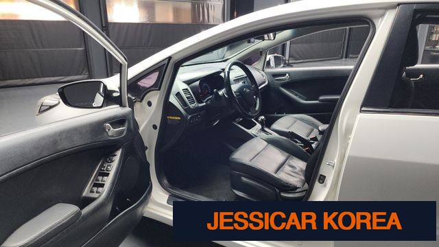 2015 Kia K3 - Thumbnail 5