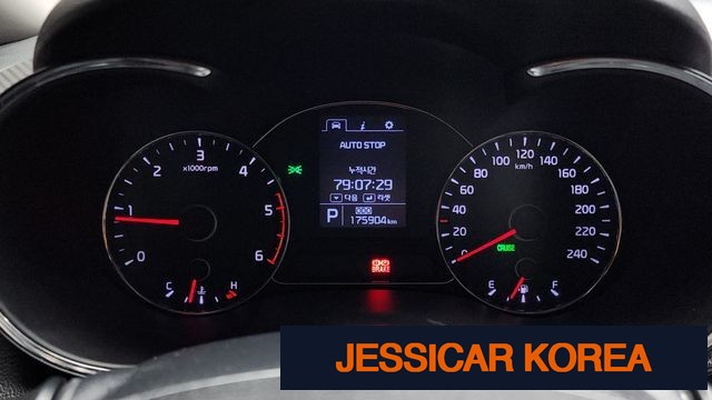 2015 Kia K3 - Thumbnail 16