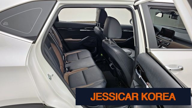 2023 Kia Seltos - Thumbnail 16
