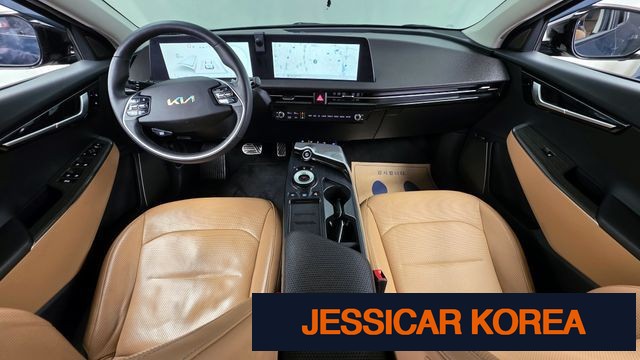 2022 Kia EV6 - Thumbnail 5