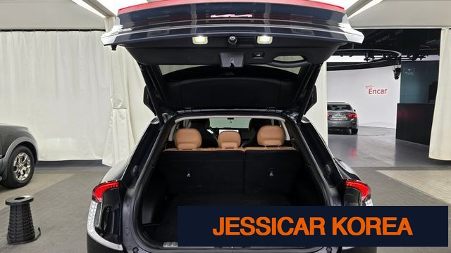 2022 Kia EV6 - Thumbnail 7
