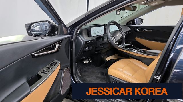 2022 Kia EV6 - Thumbnail 14