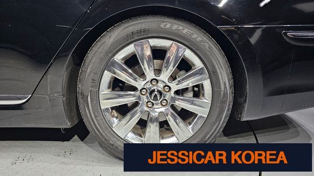 2012 Hyundai Equus (new model) - Thumbnail 11