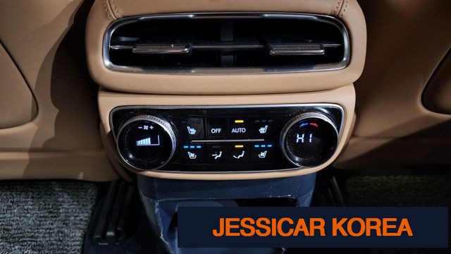 2023 Genesis GV80 - Thumbnail 2