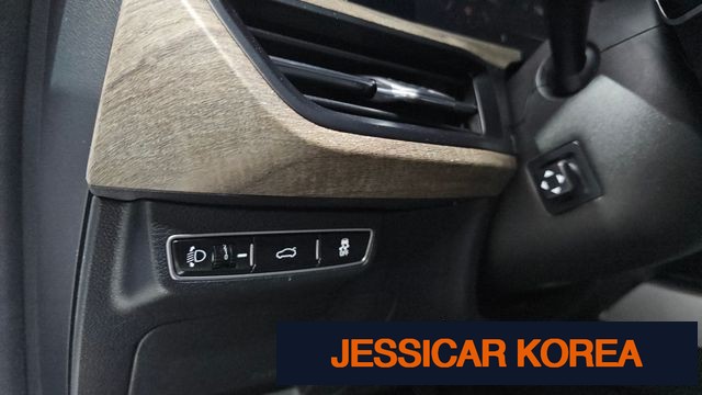 2023 Kia K8 - Thumbnail 3